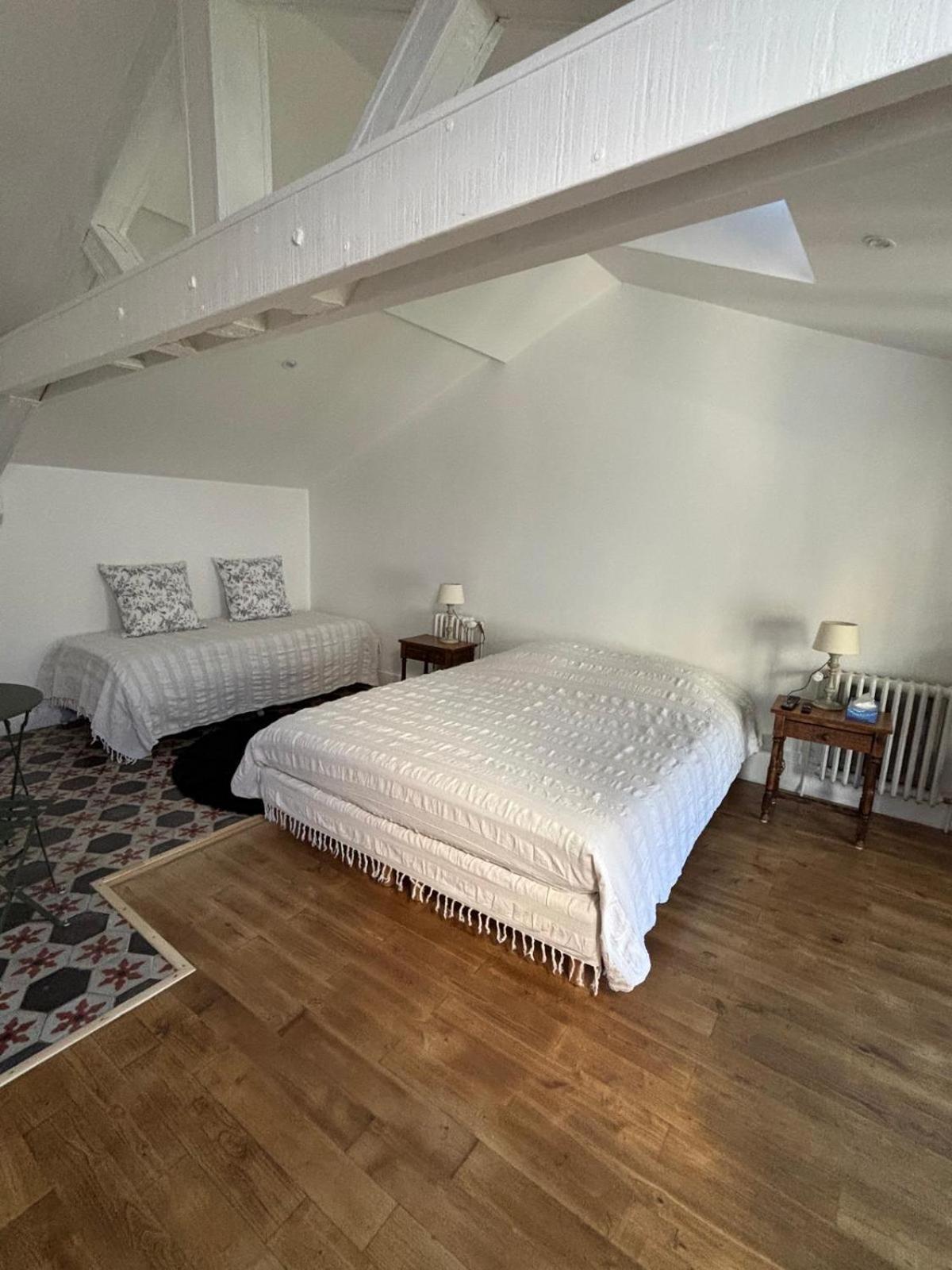 Maison Auctoire Sarras Luaran gambar